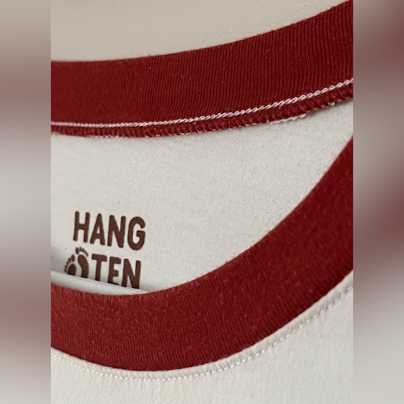 Men’s HANG 👣 TAN Vintage Short Sleeves Surfer Dude  T-Shirt - Picture 4 of 10